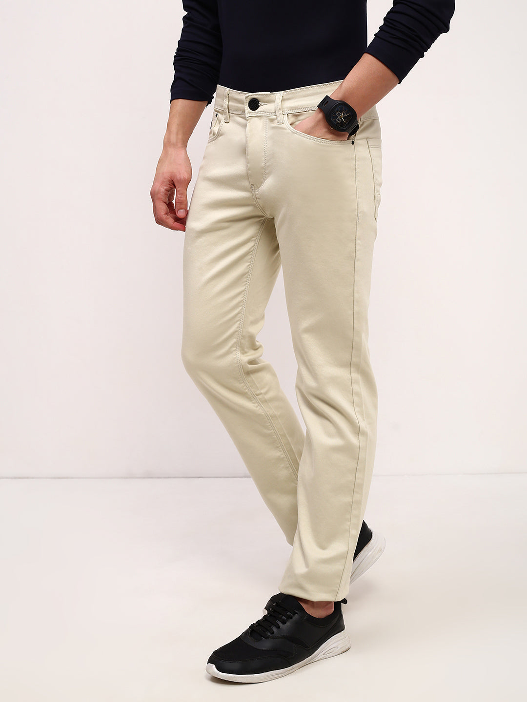 Men Cream Solid Straight Fit Jeans