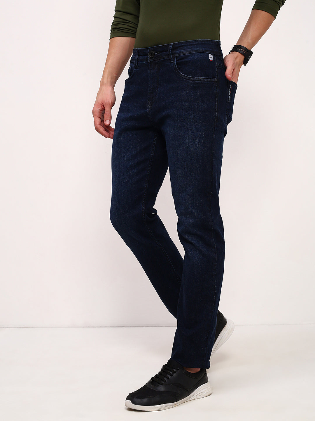 Men Blue Solid Straight Fit Jeans