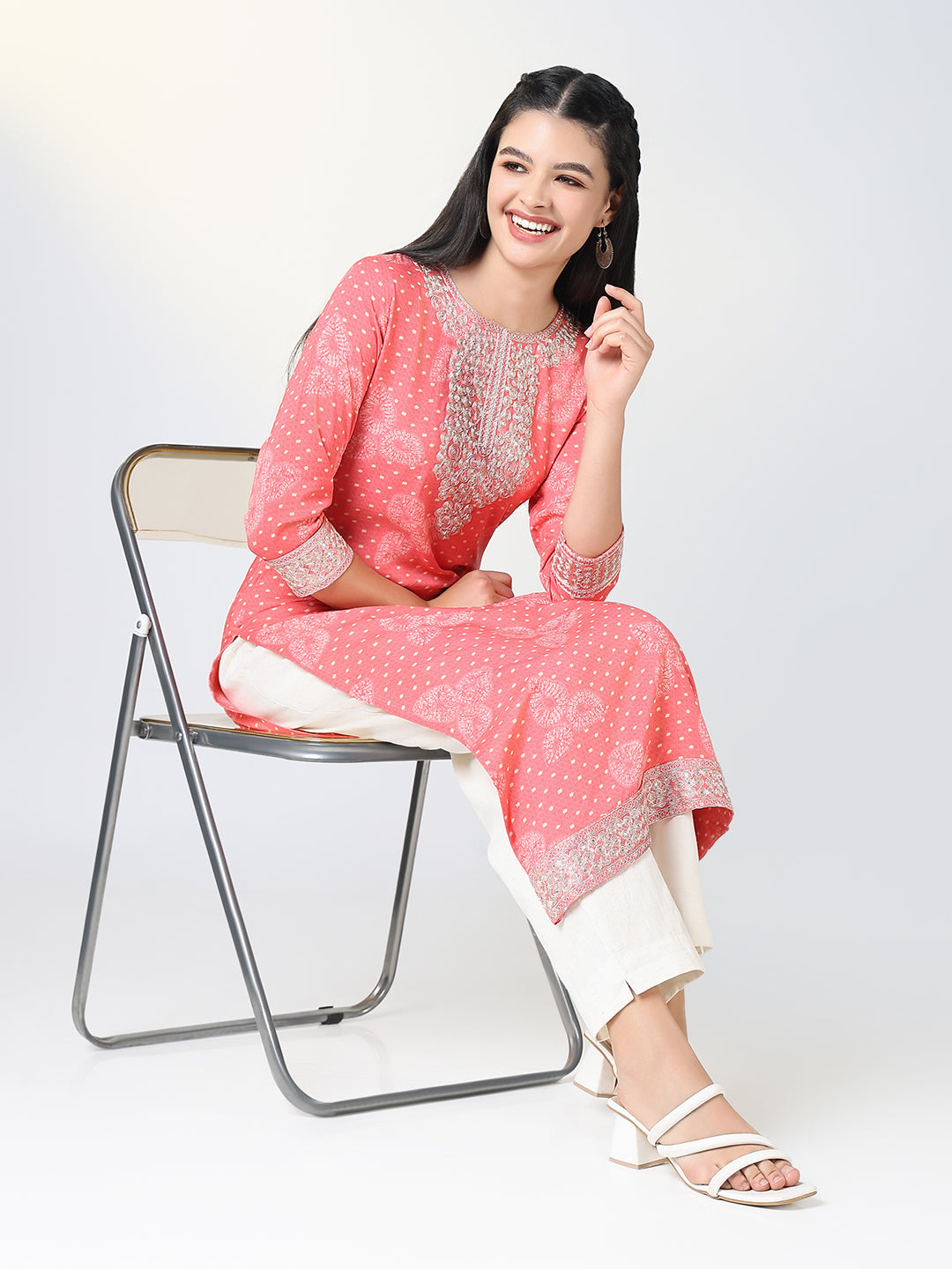 Women Pink Ethnic Motifs Straight Kurta