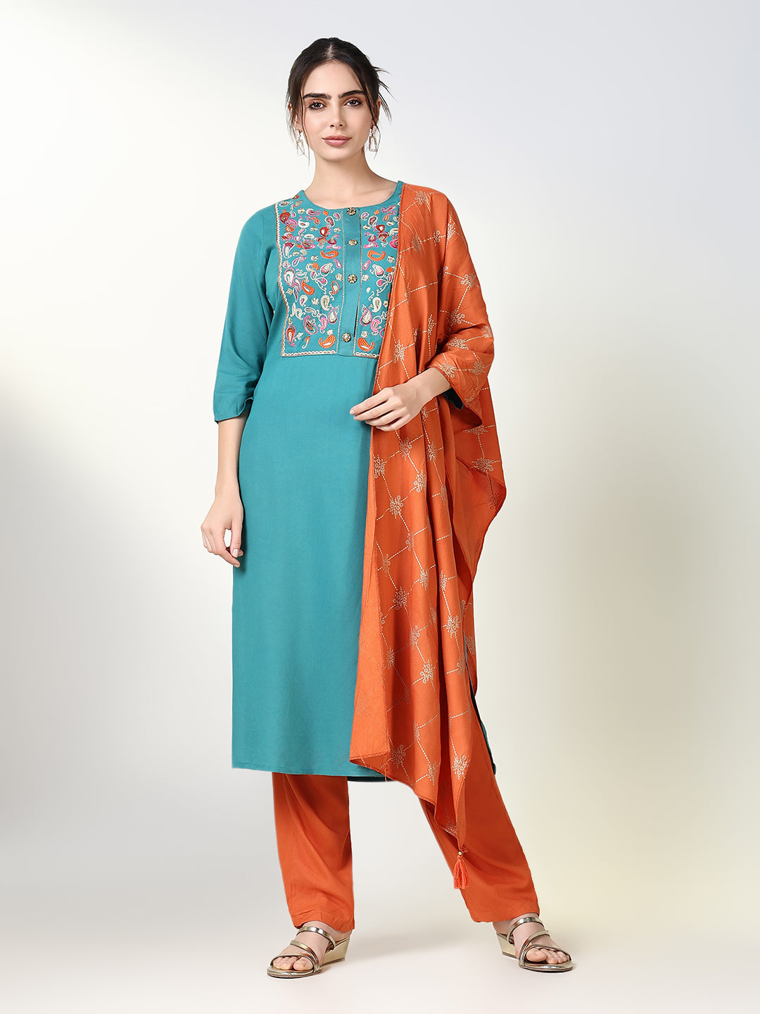 Women Paisley Green Straight Kurta Set with Dupatta