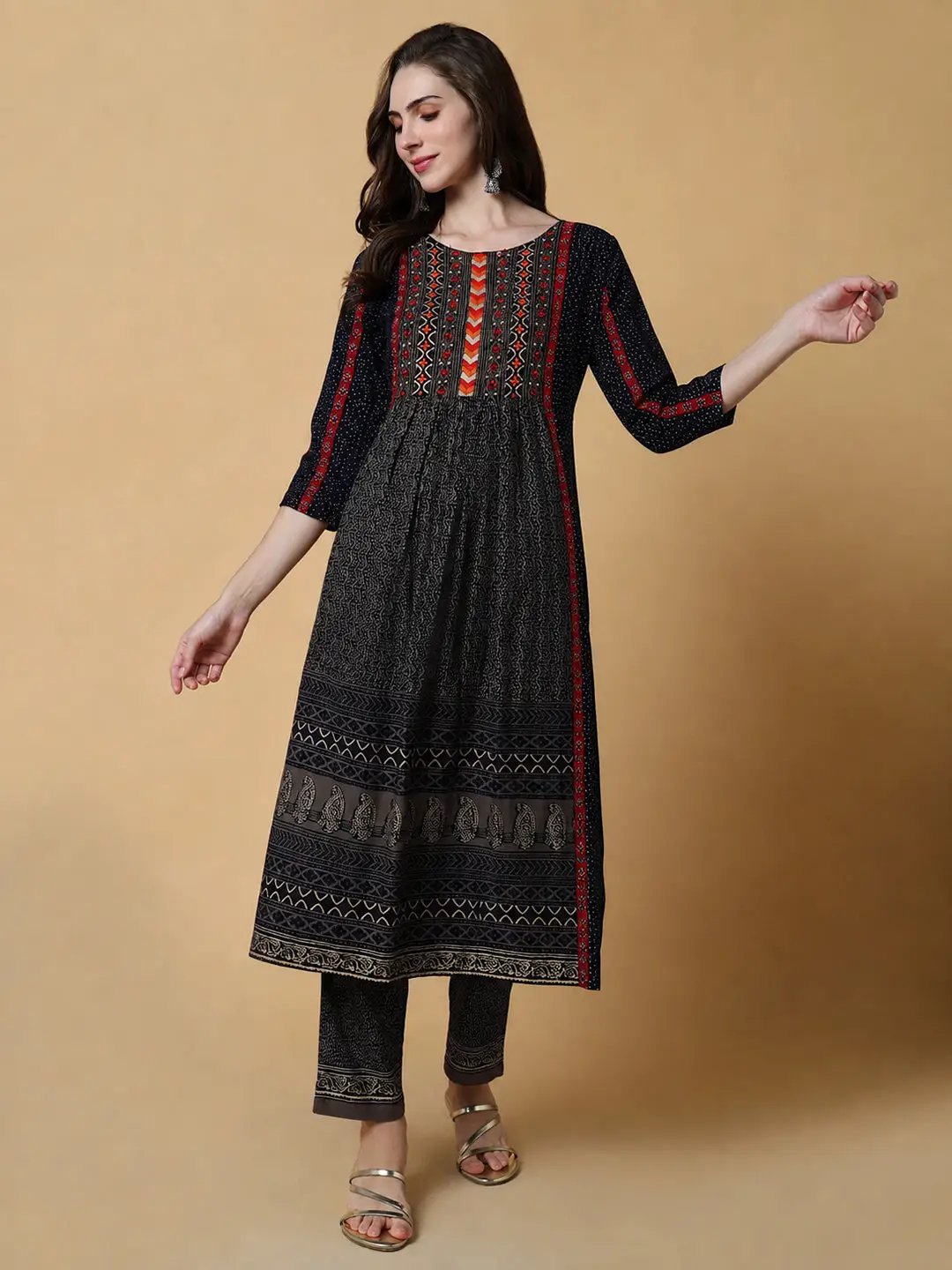 Women's Graphic Navy Blue A-Line Kurta Set - Uncategorized from SHOWOFFFF
