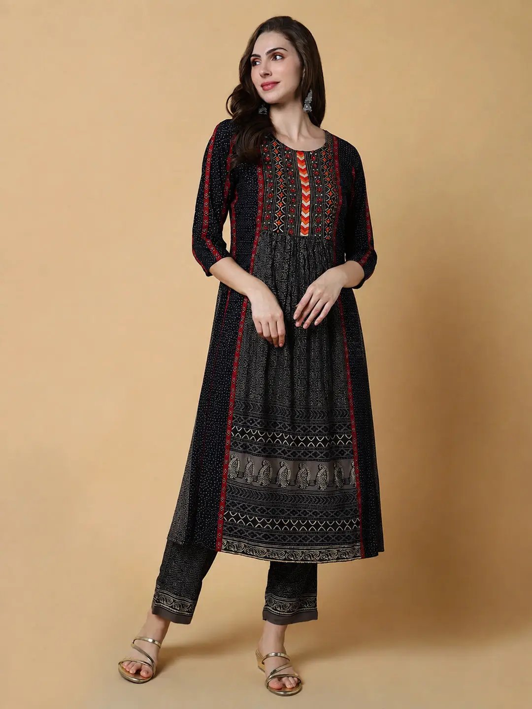 Women's Graphic Navy Blue A-Line Kurta Set - Uncategorized from SHOWOFFFF