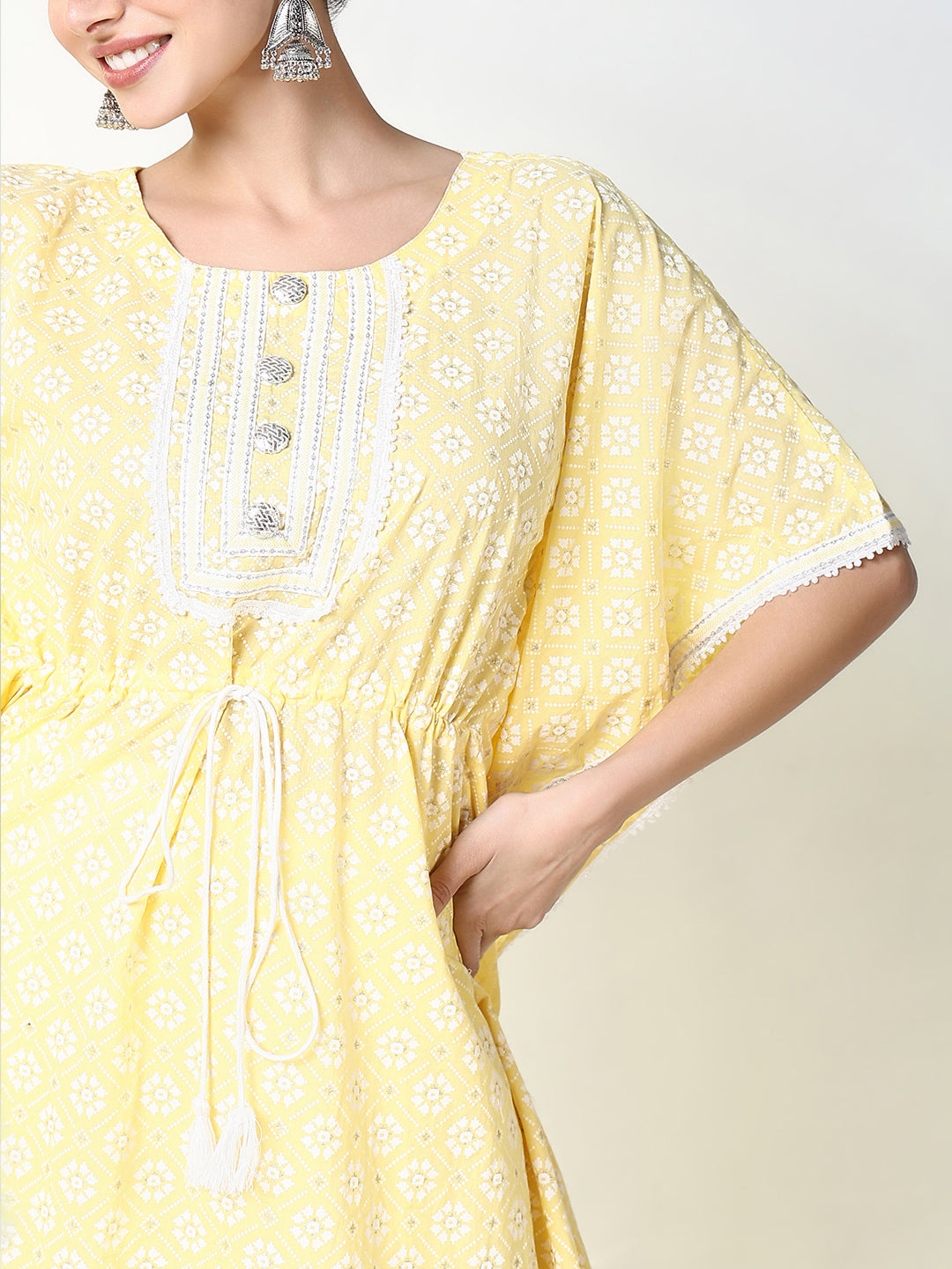 Women Floral Yellow Straight Kurta Set