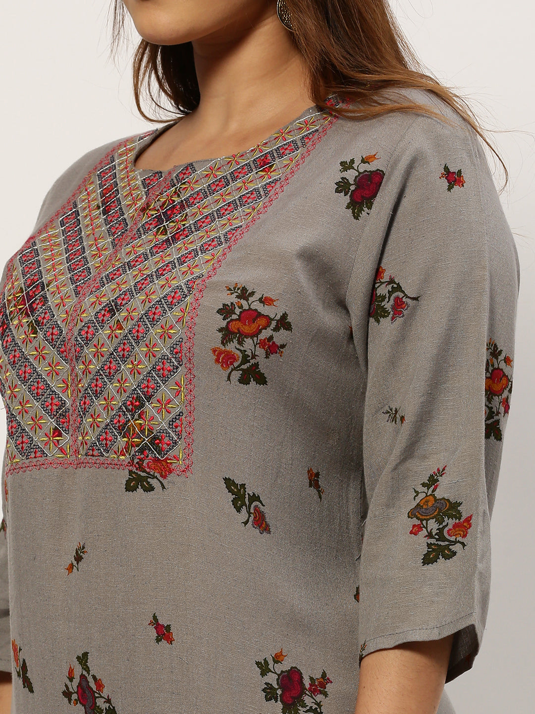 Women Straight Grey Floral Kurta