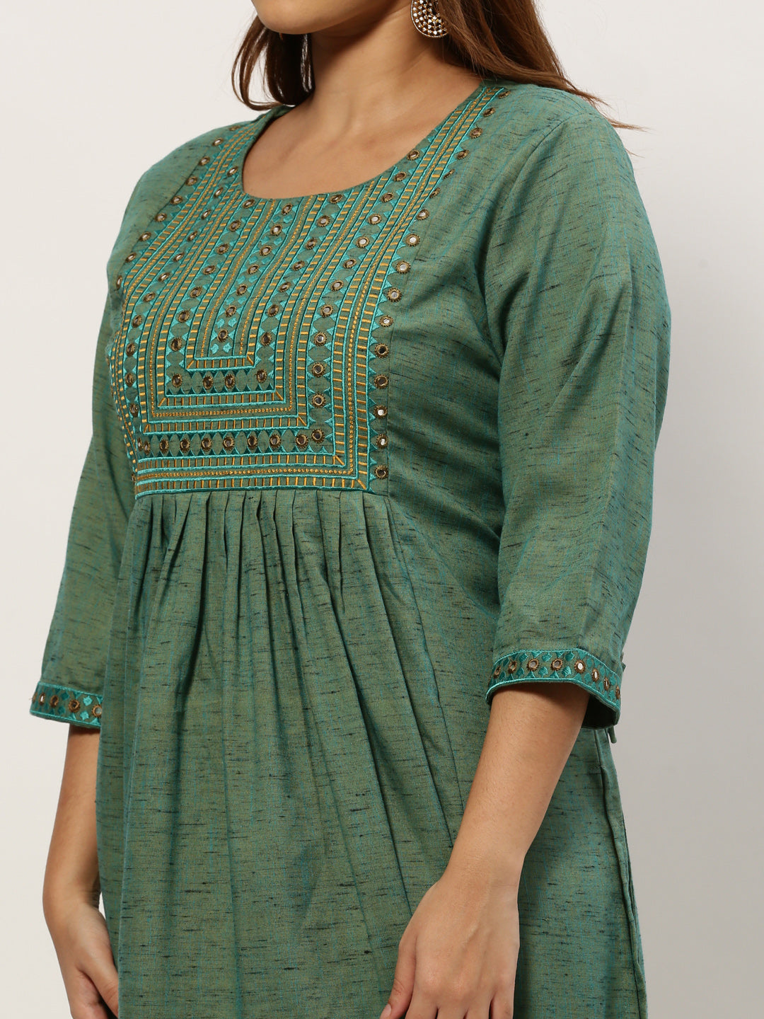 Women Straight Green Solid Kurta