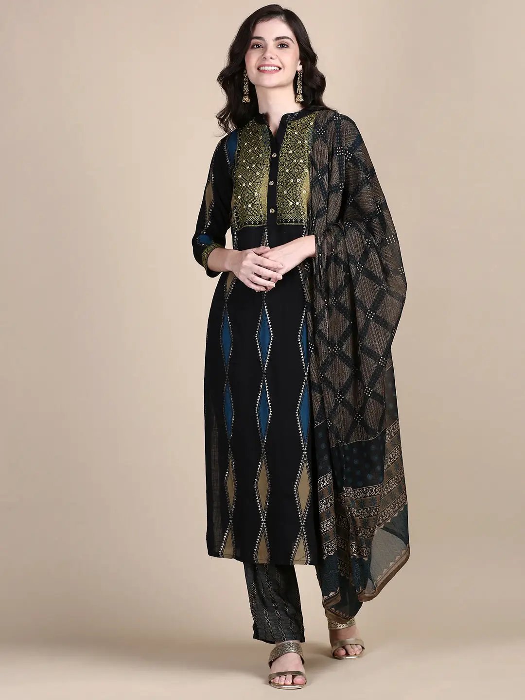 Women's Geometric Black Straight Kurta Set with Dupatta