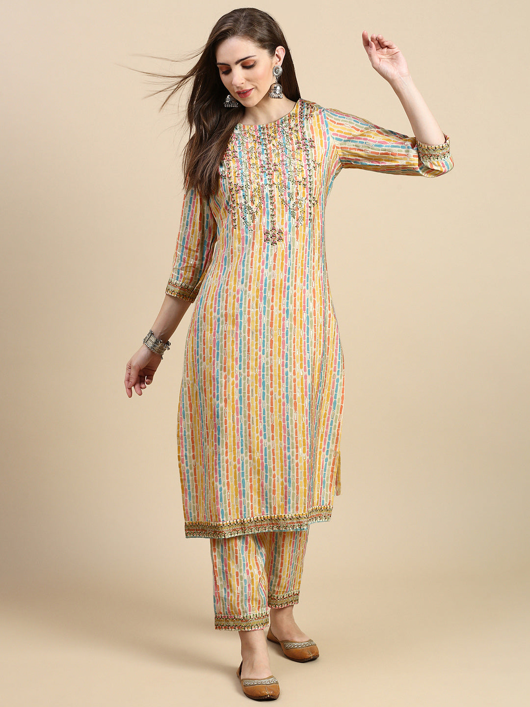 Women Abstract Yellow Straight Kurta Set