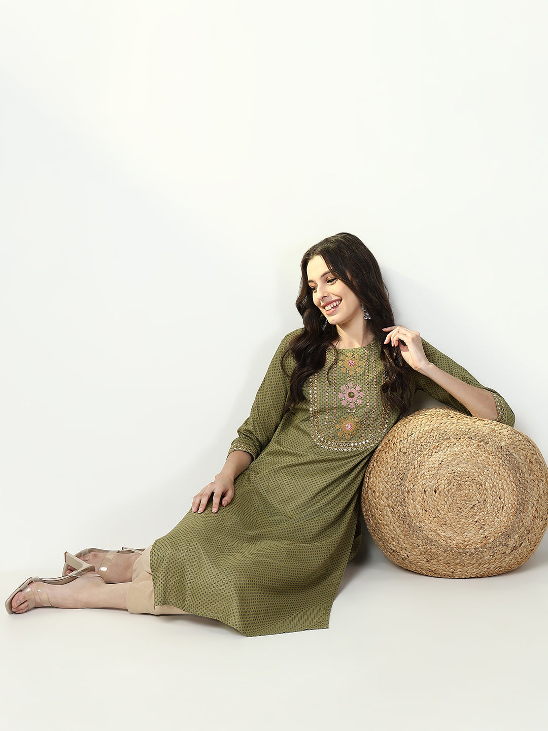 Women Green Graphic Straight Kurta