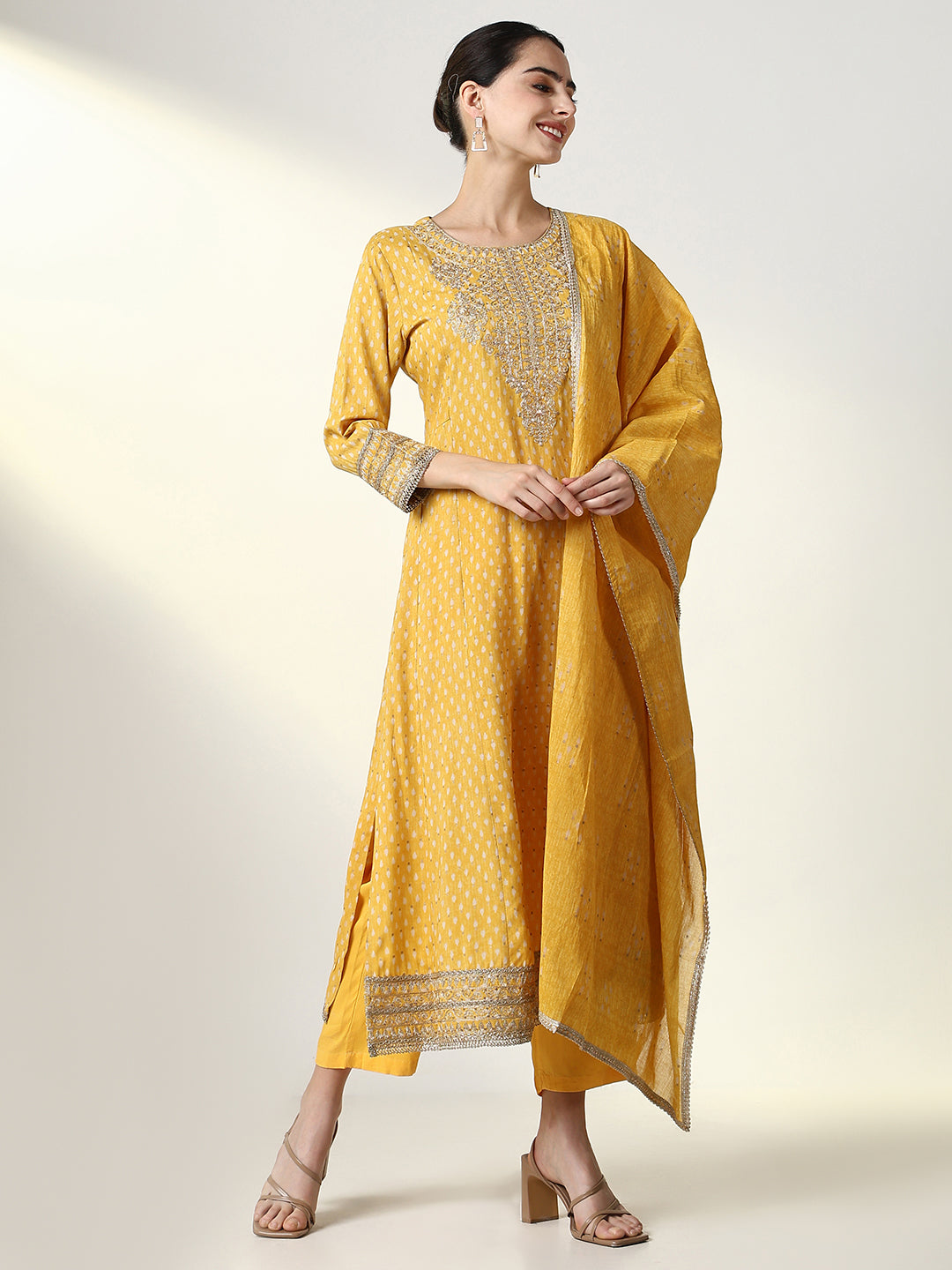 Women Printed Yellow Kurta Set with Dupatta and Potli Bag