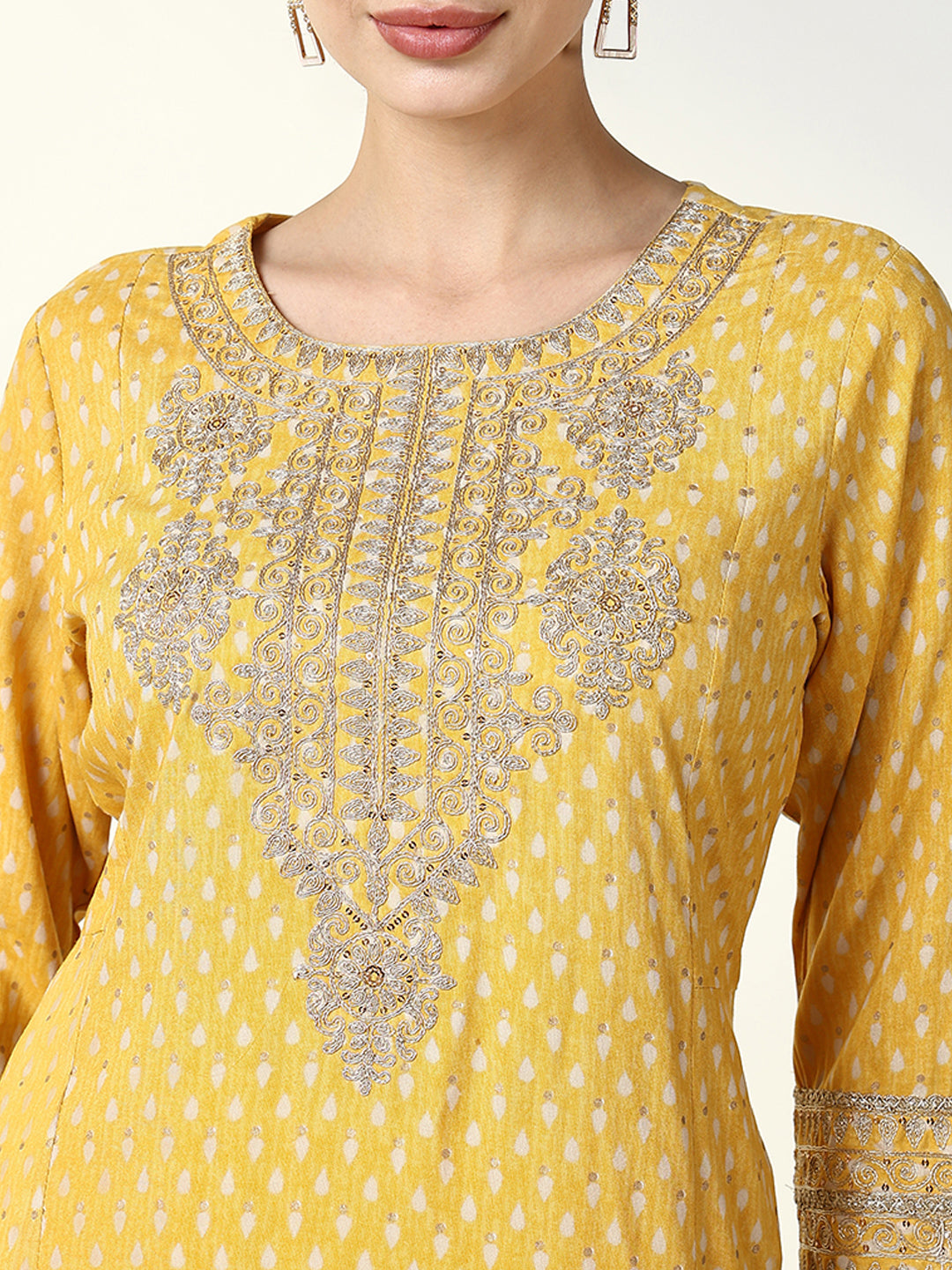 Women Printed Yellow Kurta Set with Dupatta and Potli Bag