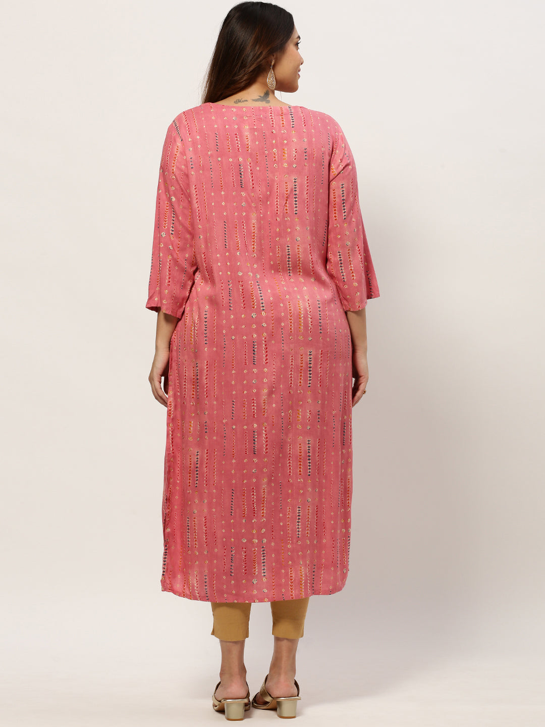 Women Straight Pink Geometric Kurta