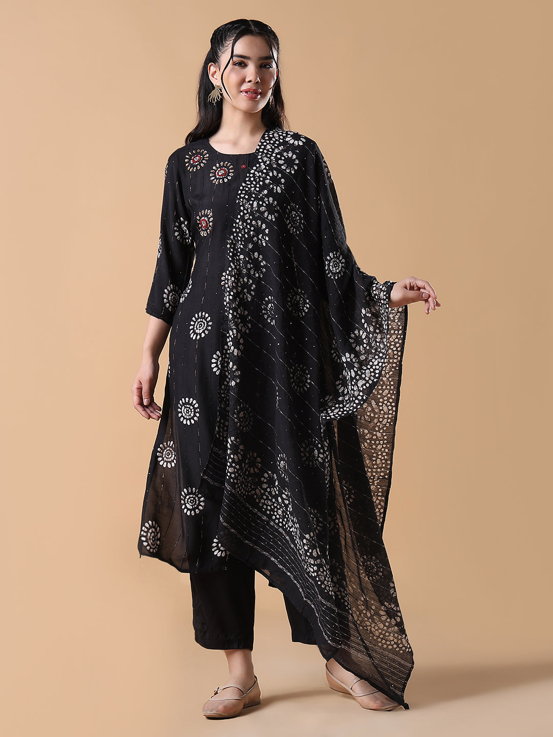 Women Floral Straight Black Kurta Set with Dupatta