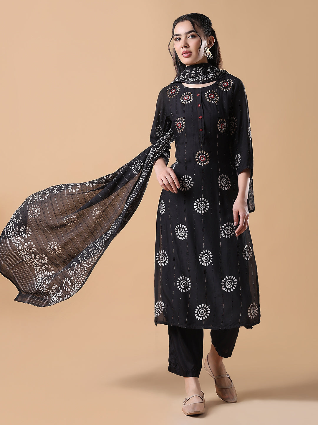 Women Floral Straight Black Kurta Set with Dupatta