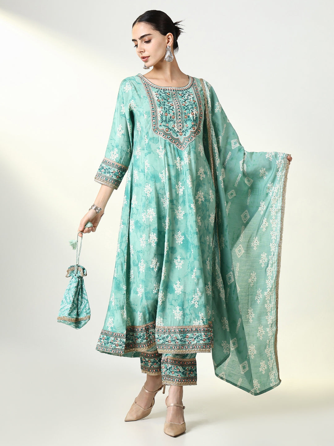 Women Floral Green Kurta Set with Dupatta and Potli Bag