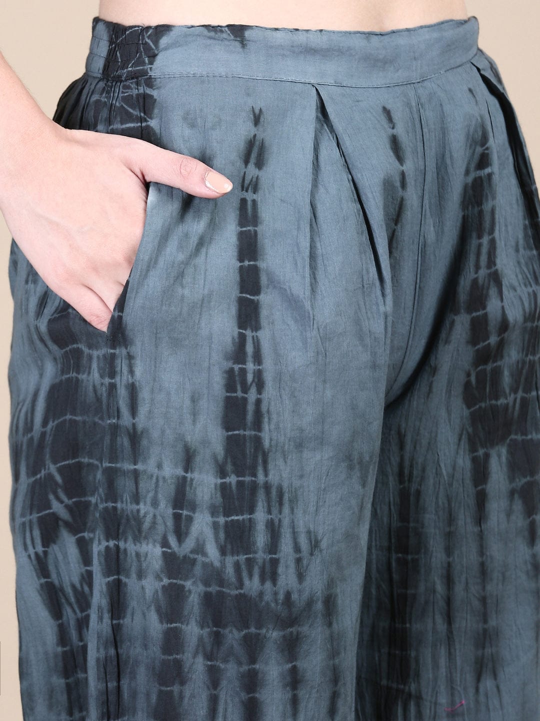 Women's Floral Charcoal Anarkali Kurta Set with Dupatta and Potli Bag