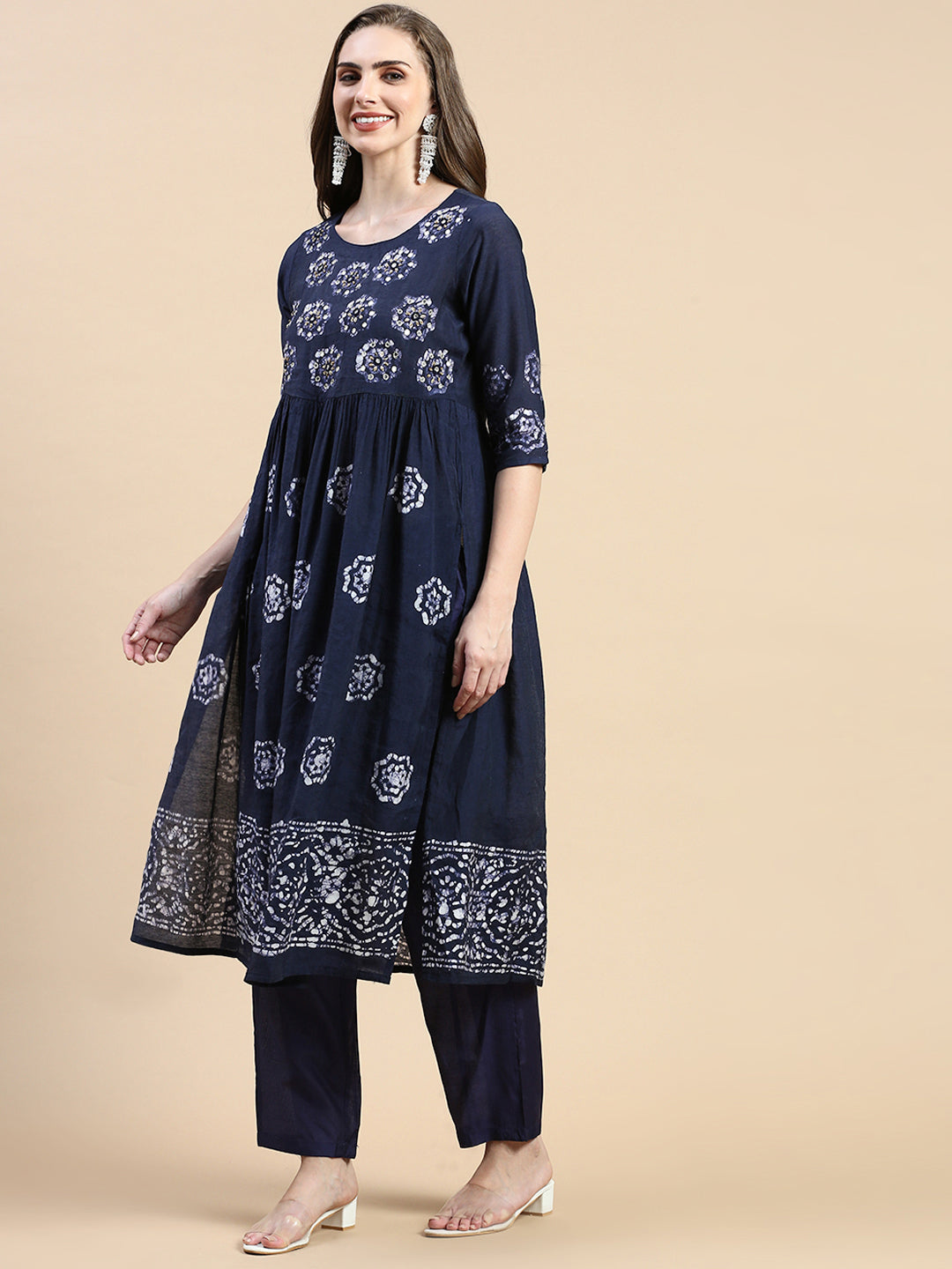 Women Floral Navy Blue A-Line Kurta Set