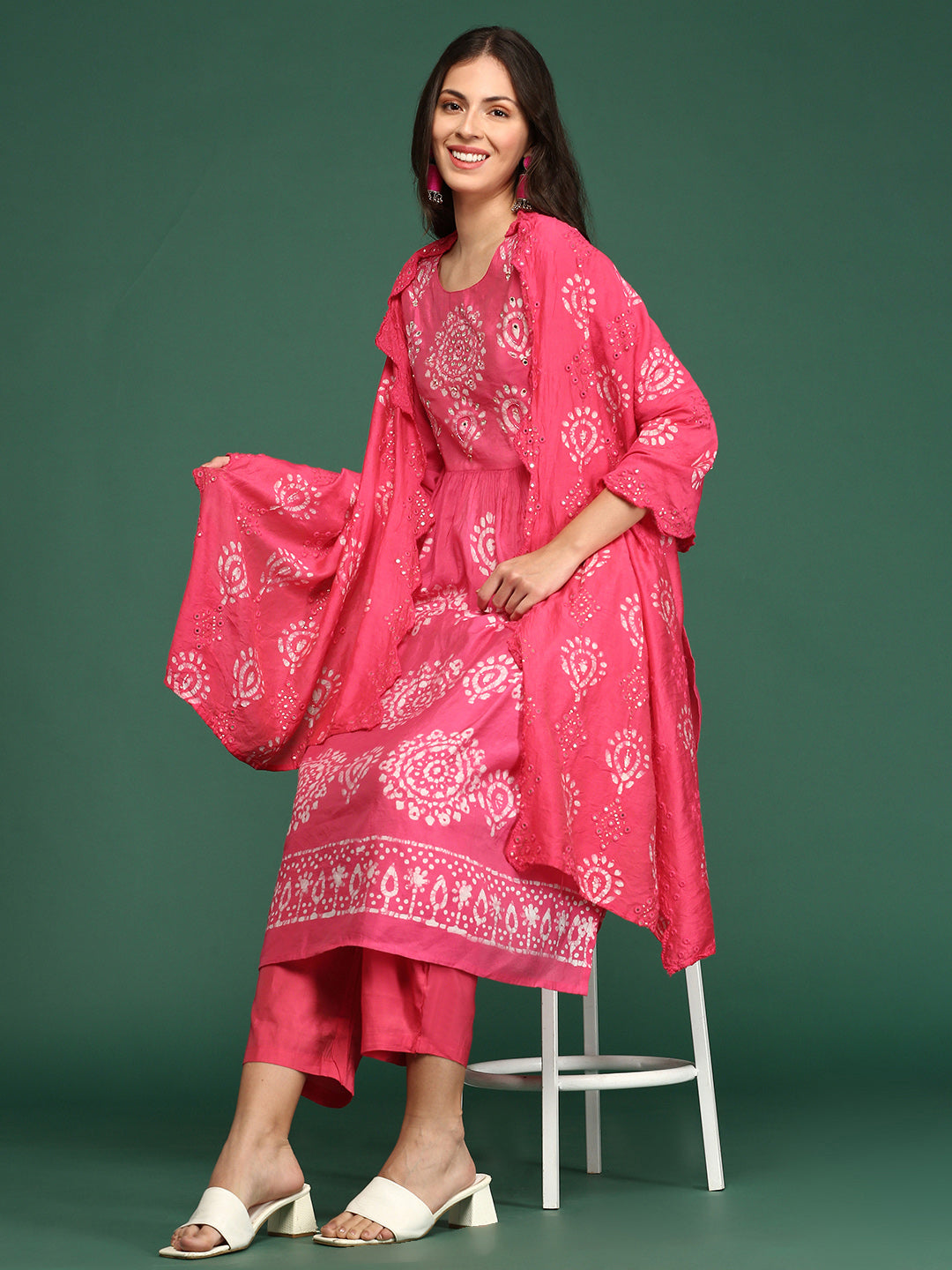 Women Graphic Pink A-Line Kurta Set with Dupatta