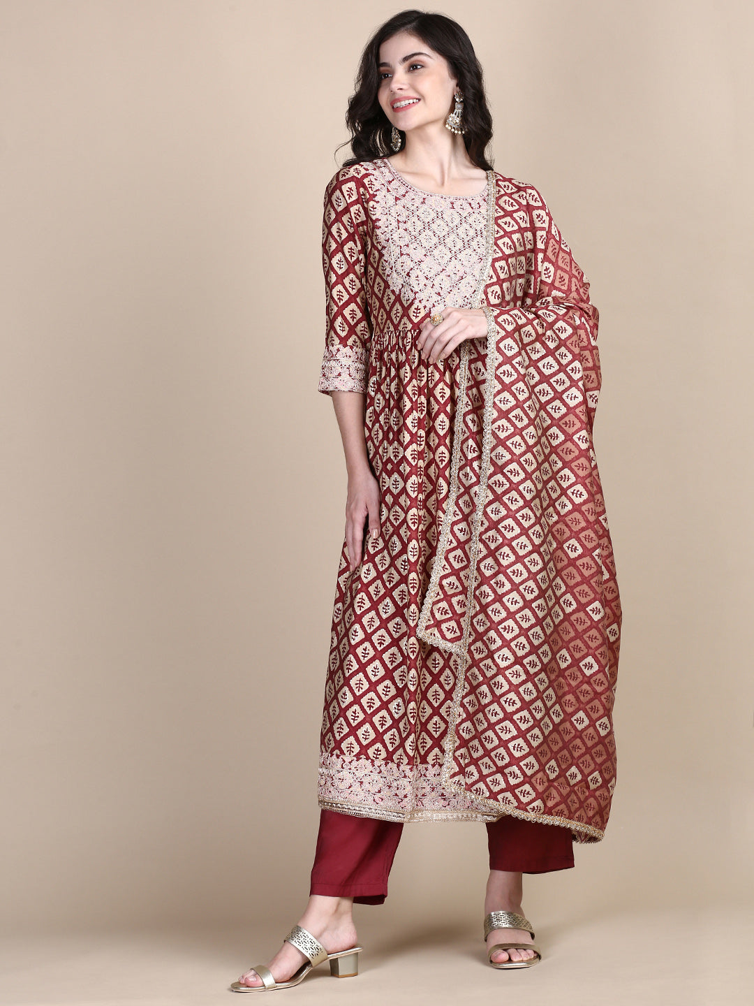 Women Maroon Graphic Kurta Set with Dupatta and Potli Bag