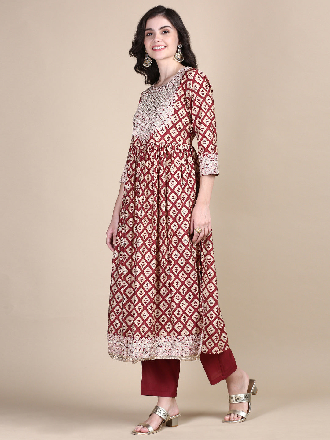 Women Maroon Graphic Kurta Set with Dupatta and Potli Bag