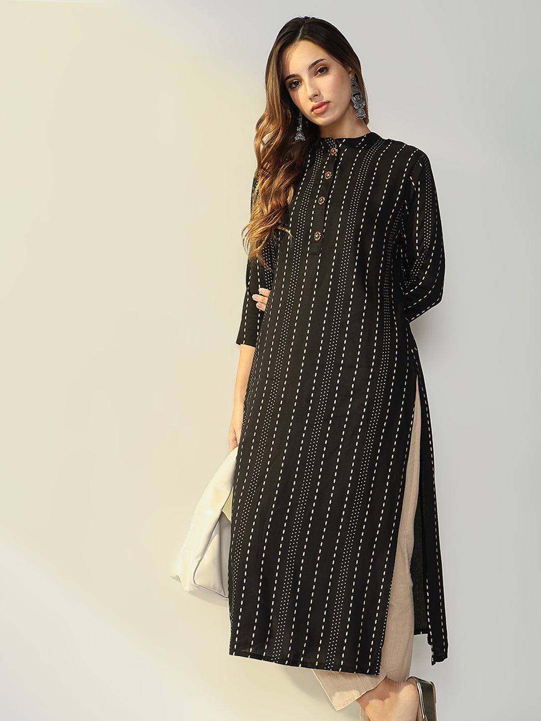 Women Black Striped Straight Kurta