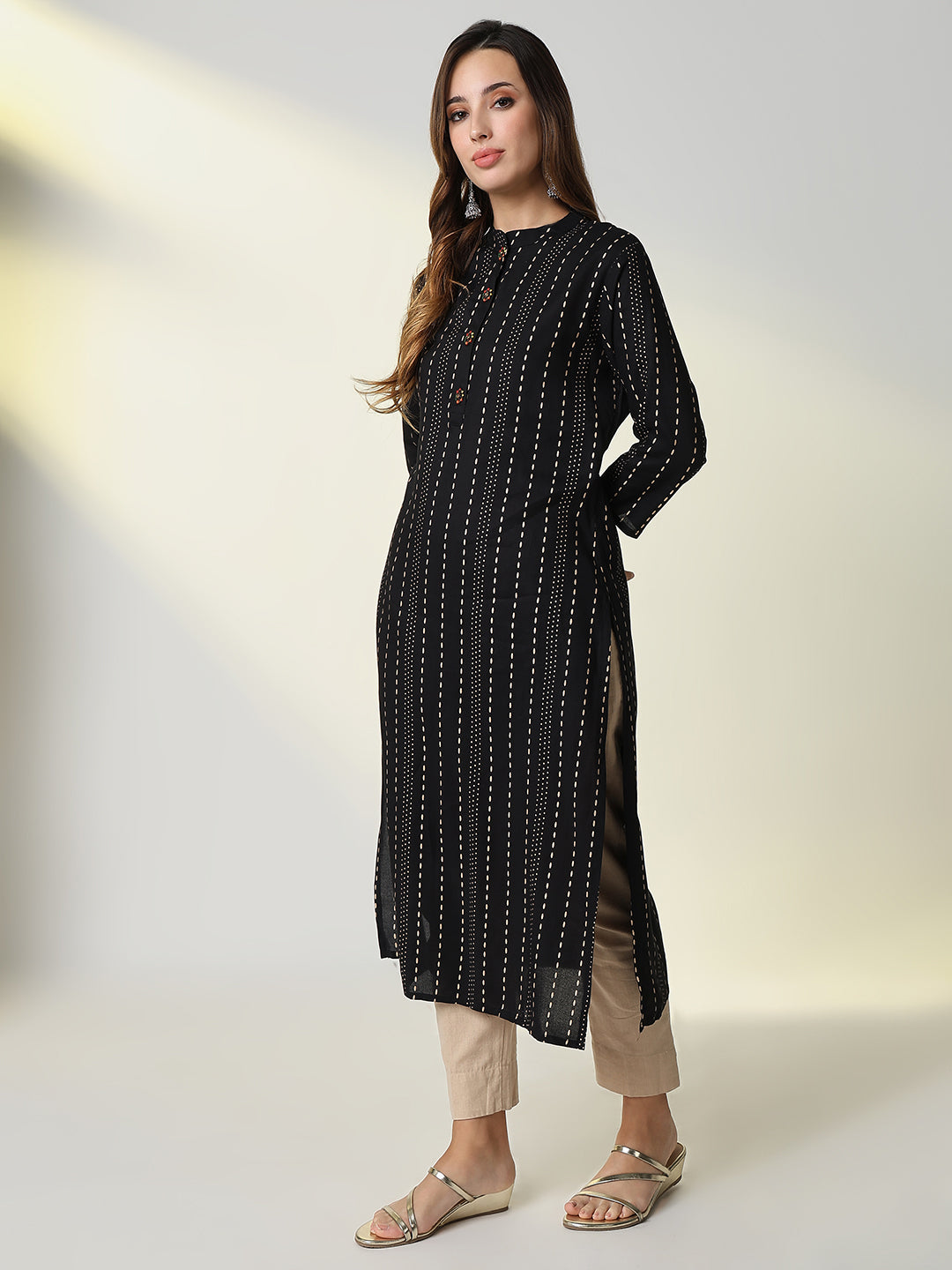 Women Black Striped Straight Kurta