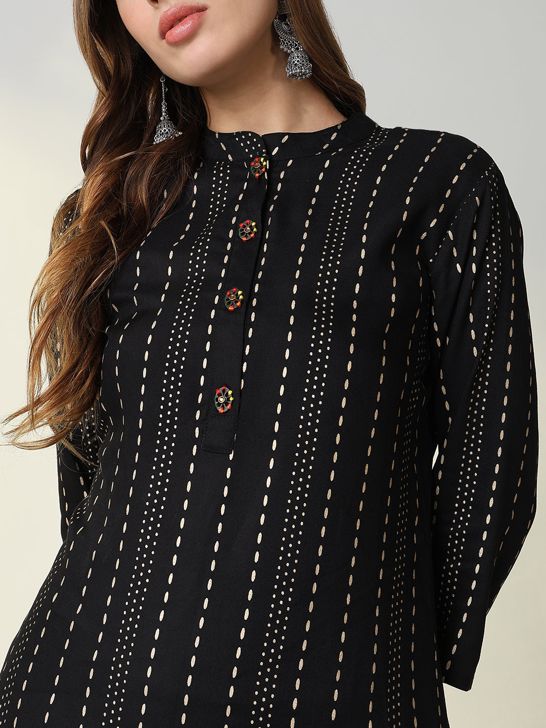 Women Black Striped Straight Kurta