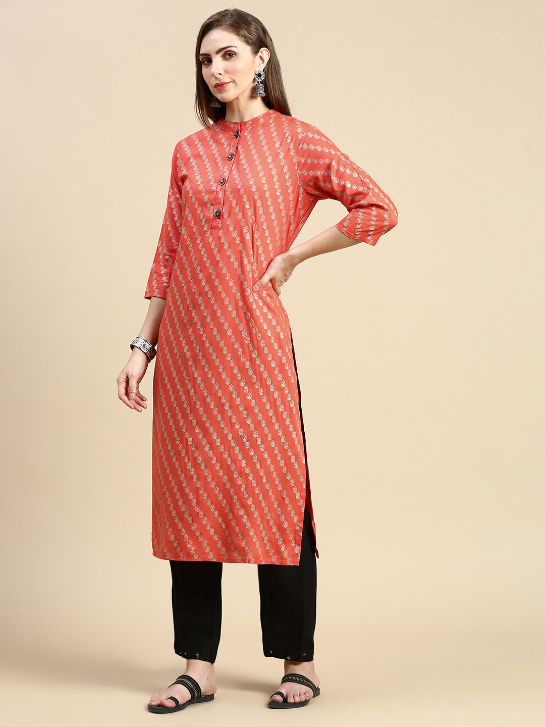 Women Floral Orange Straight Kurta