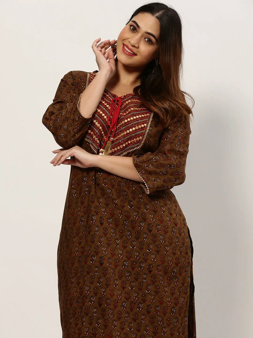 Women's Straight Olive Ethnic Motifs Kurta