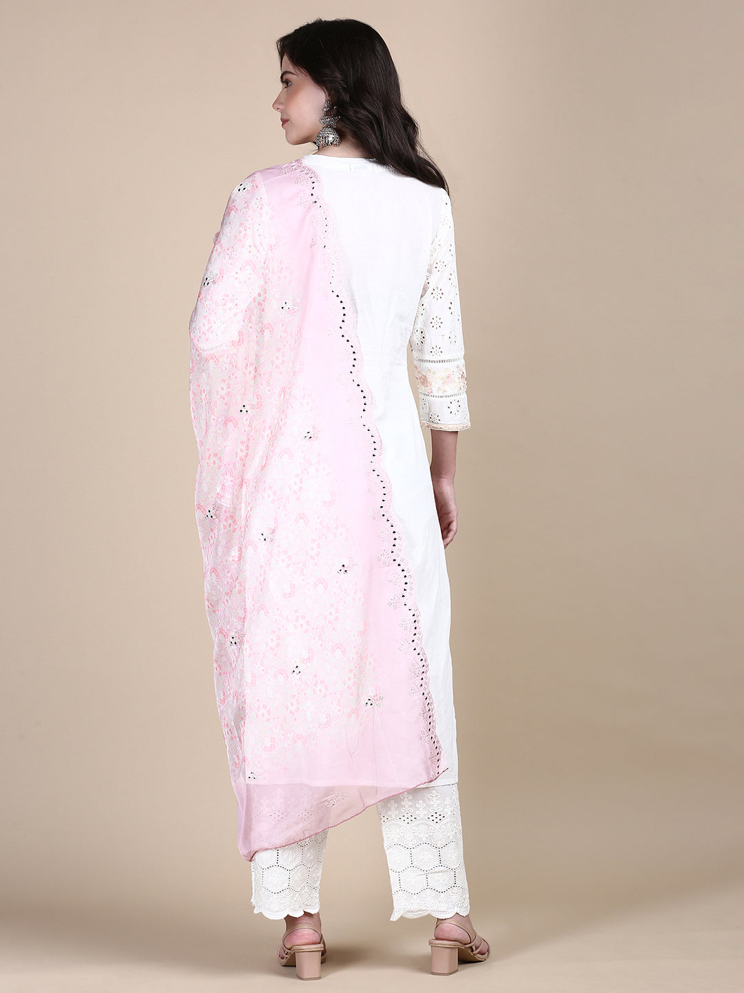 Women Floral Off White Straight Kurta Set with Dupatta