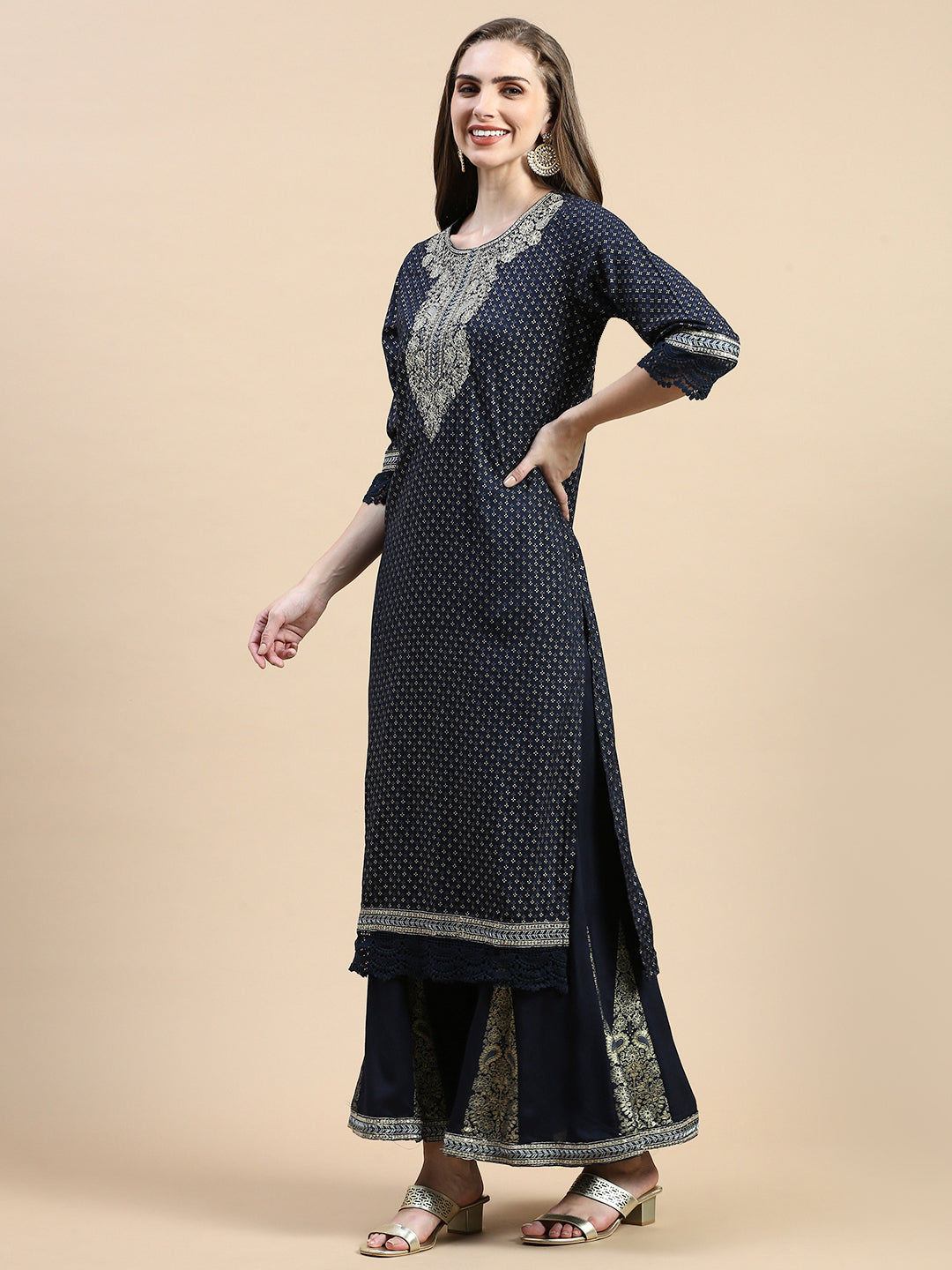 Women Floral Navy Blue Straight Kurta Set with Dupatta