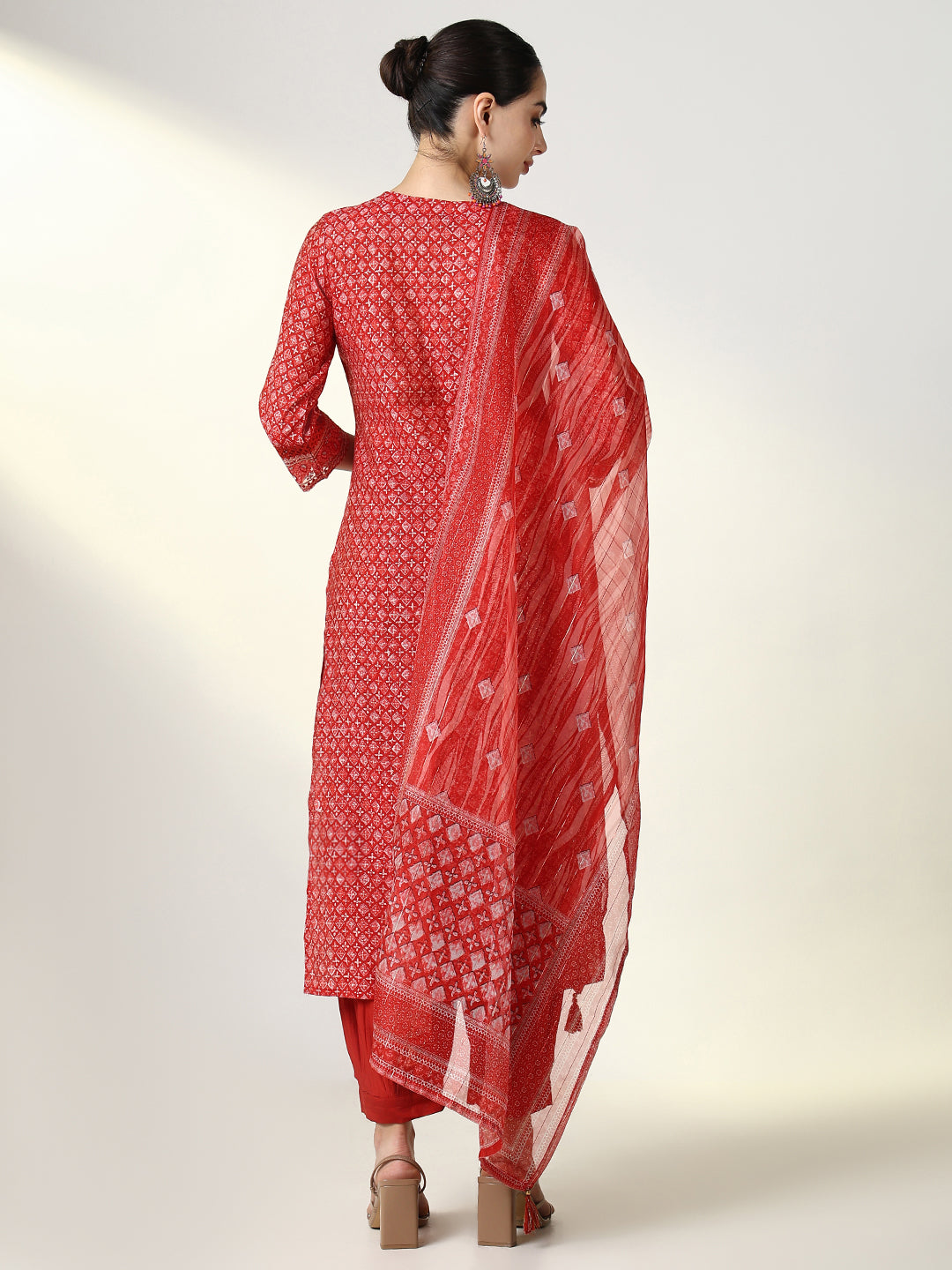 Women Graphic Red Straight Kurta Set with Dupatta