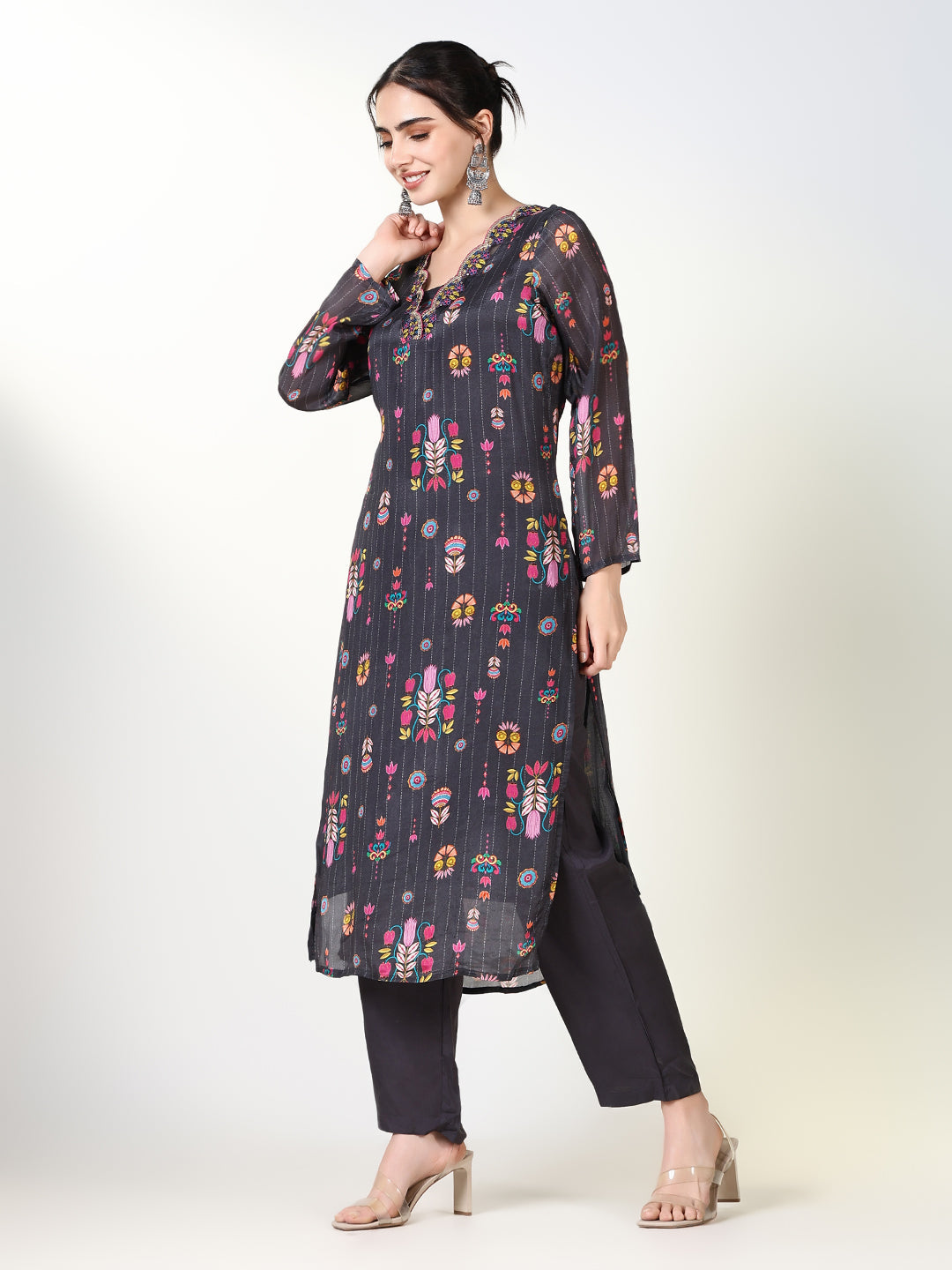 Women Graphic Grey Straight Kurta Set with Dupatta