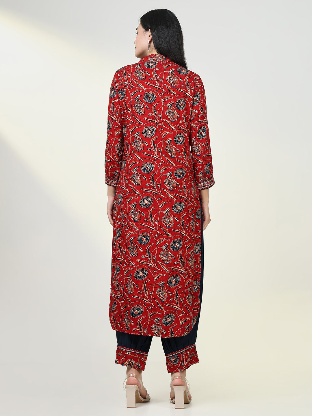 Women Floral Red Straight Kurta Set