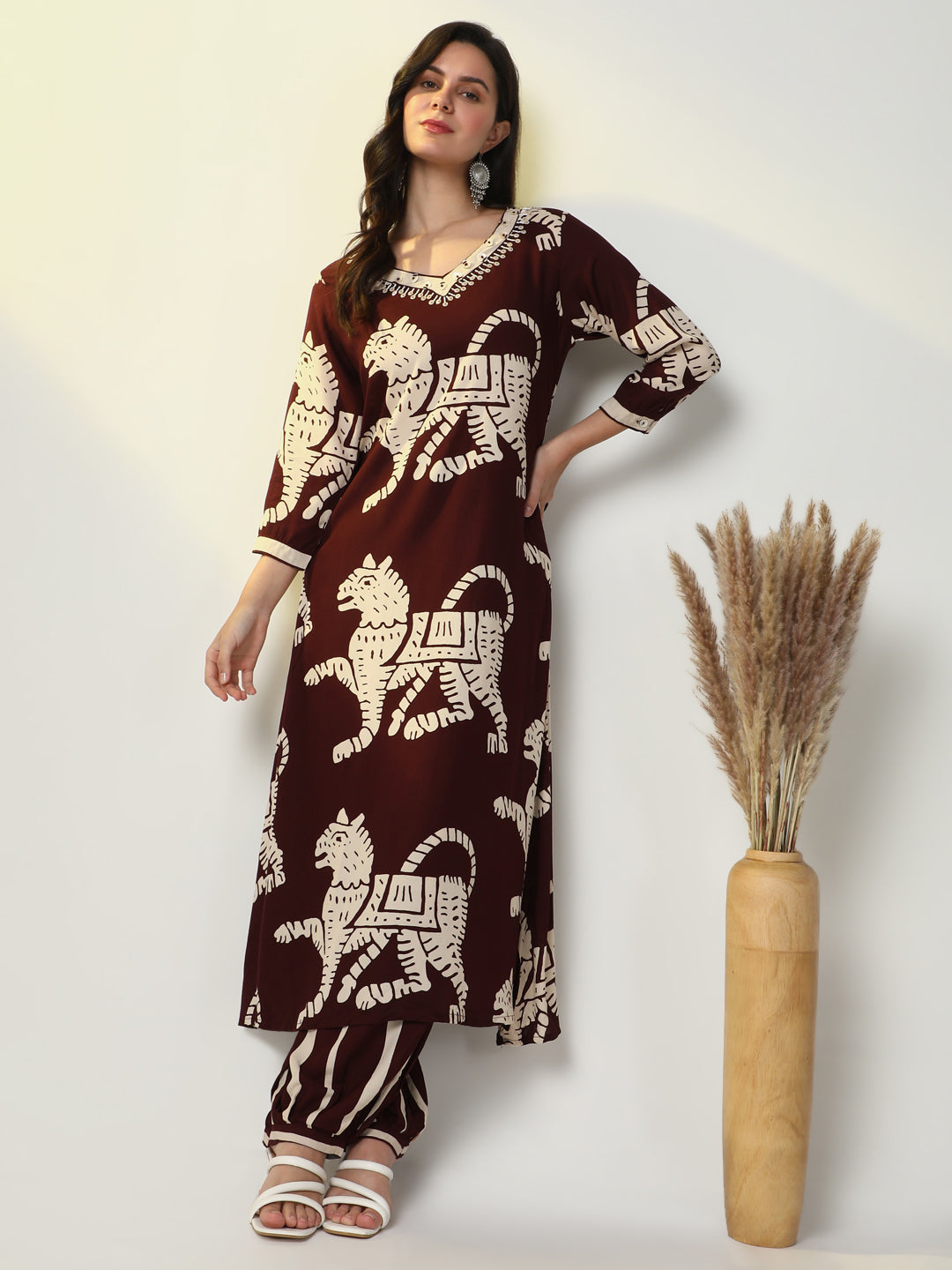 Women Burgundy Animal Print Straight Kurta Set