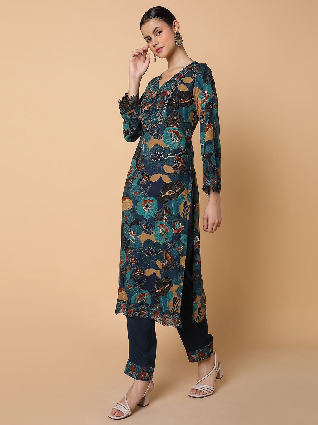 Women Floral Teal Straight Kurta Set with Dupatta