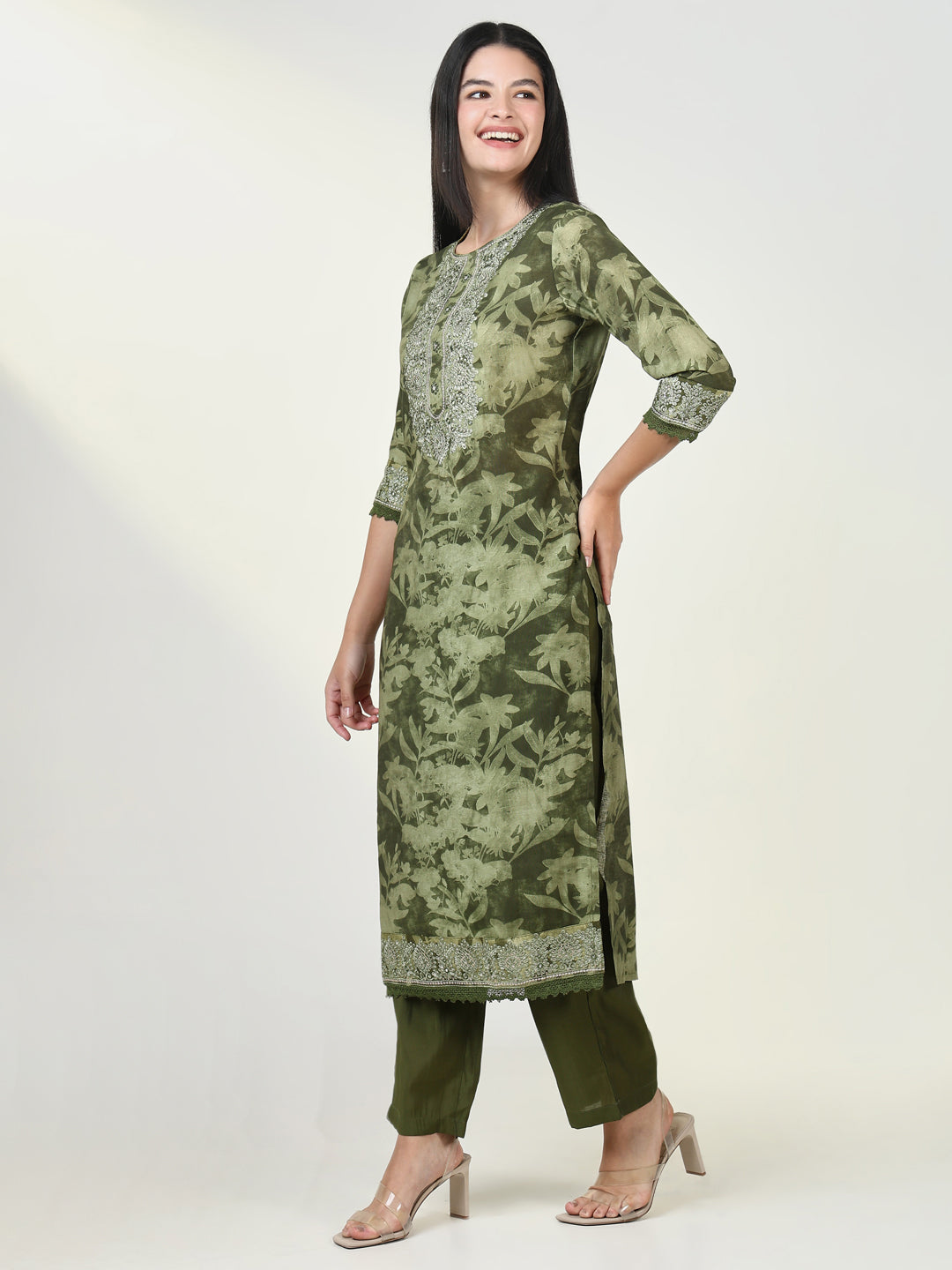 Women Floral Green Kurta Set with Dupatta