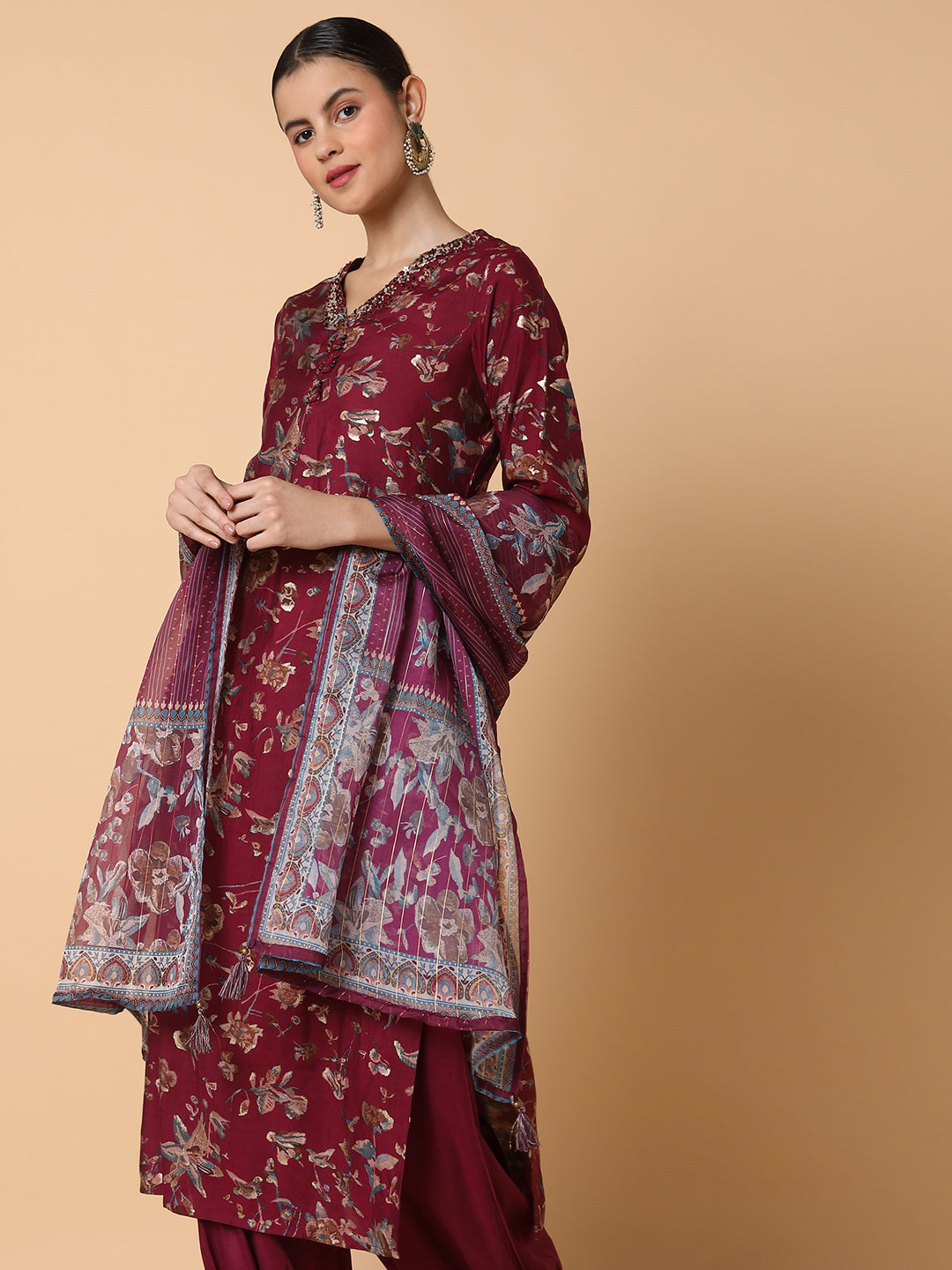 Women Floral Burgundy Kurta Set with Dupatta