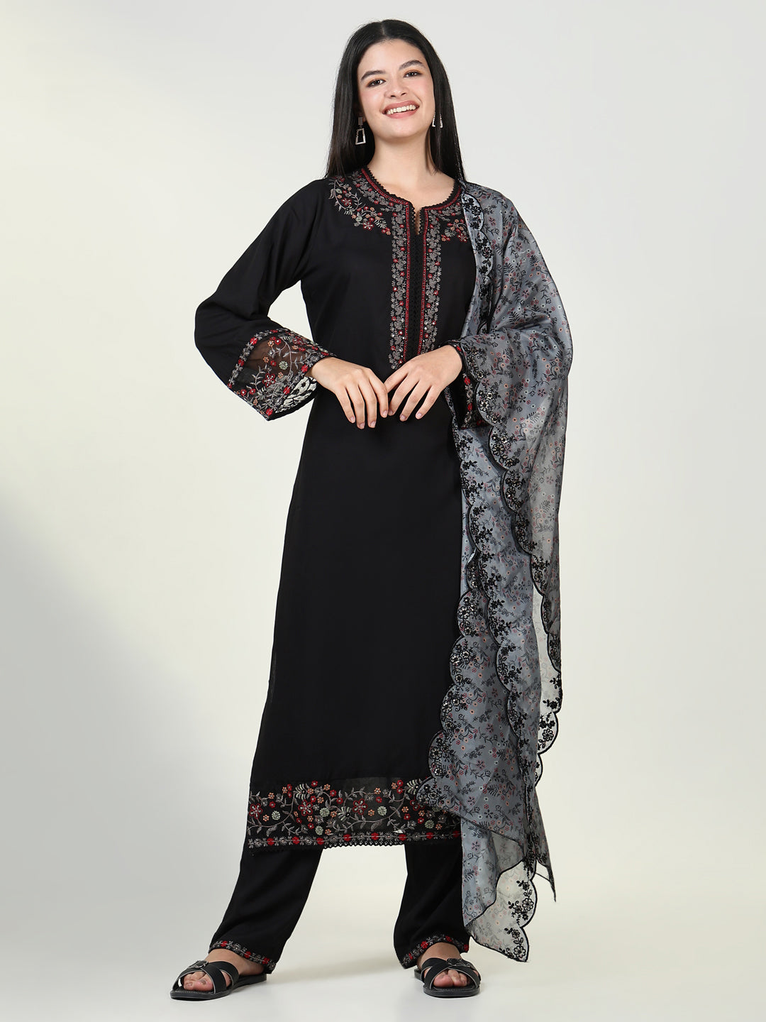 Women Solid Black Kurta Set with Dupatta