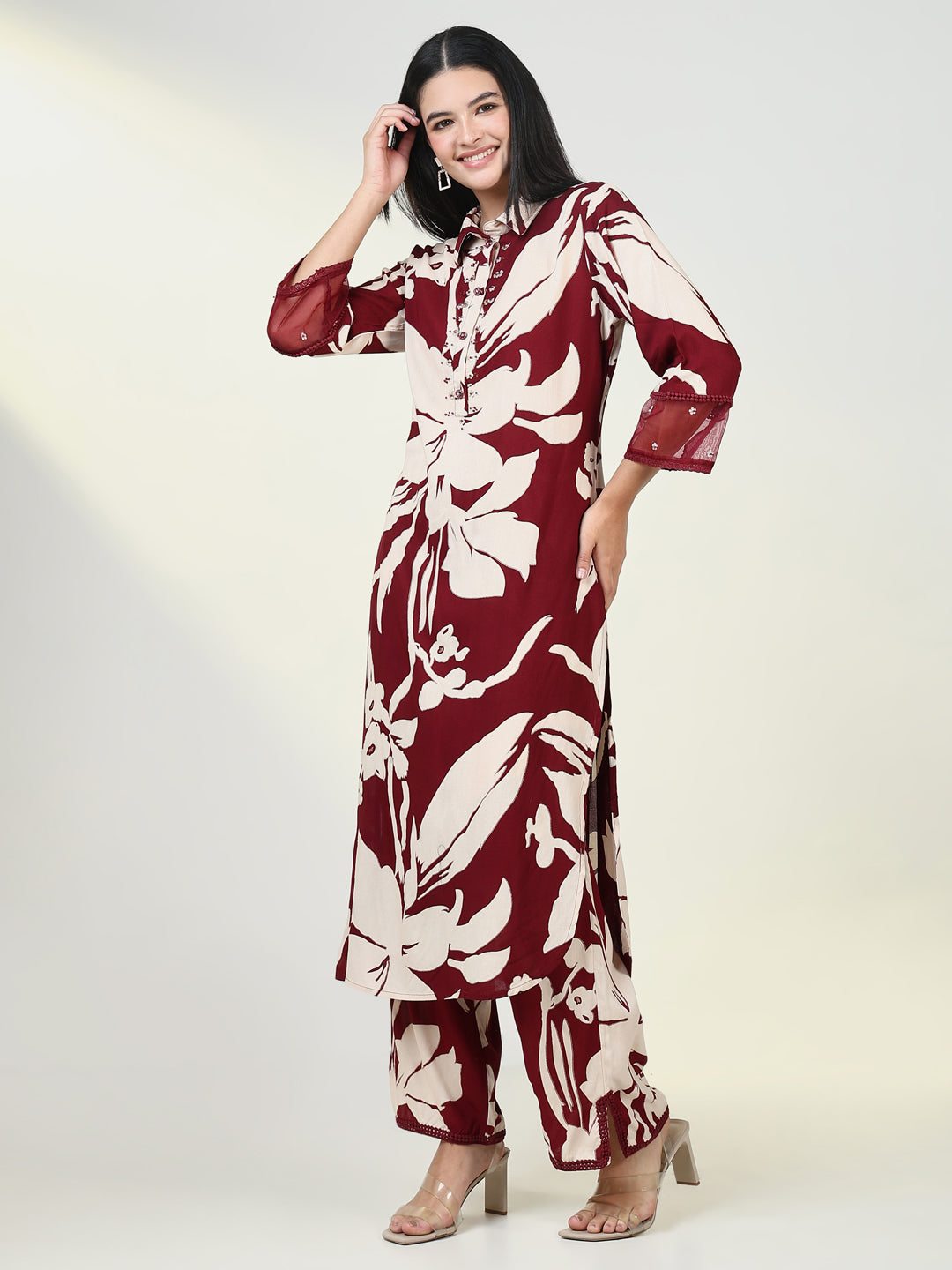 Women Floral Maroon Straight Kurta Set