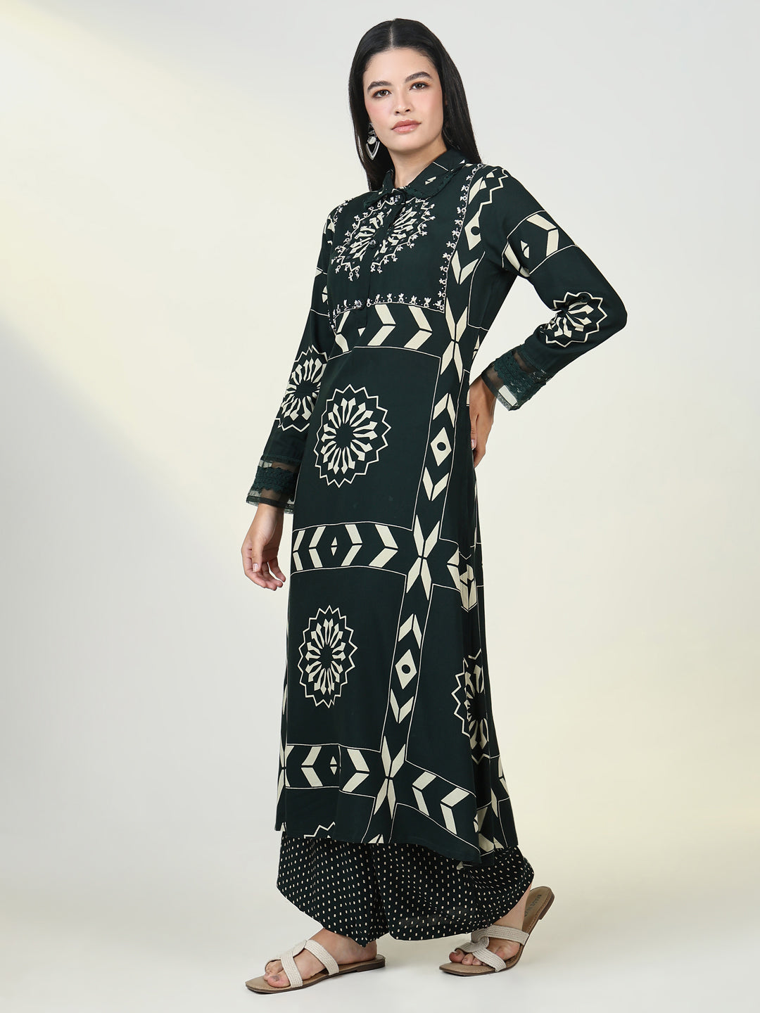 Women Graphic Green A Line Kurta Set