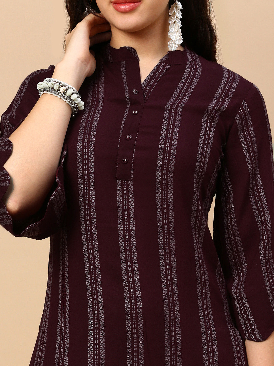 Women Geometric Maroon Straight Kurta Set