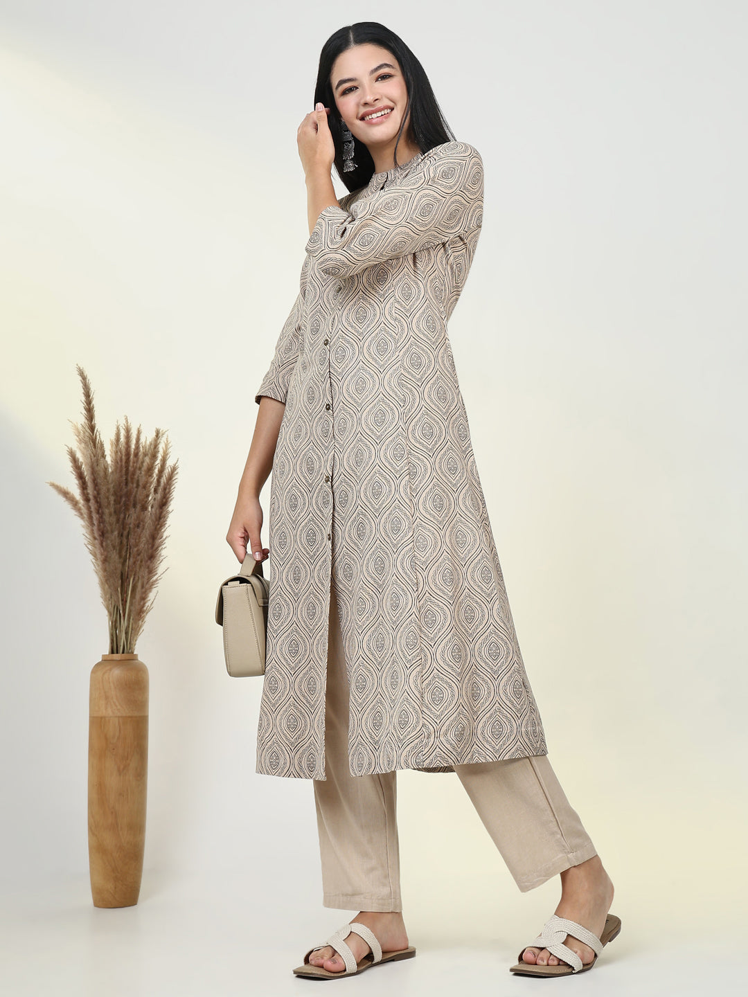 Women Geometric Beige A Line Kurta Set