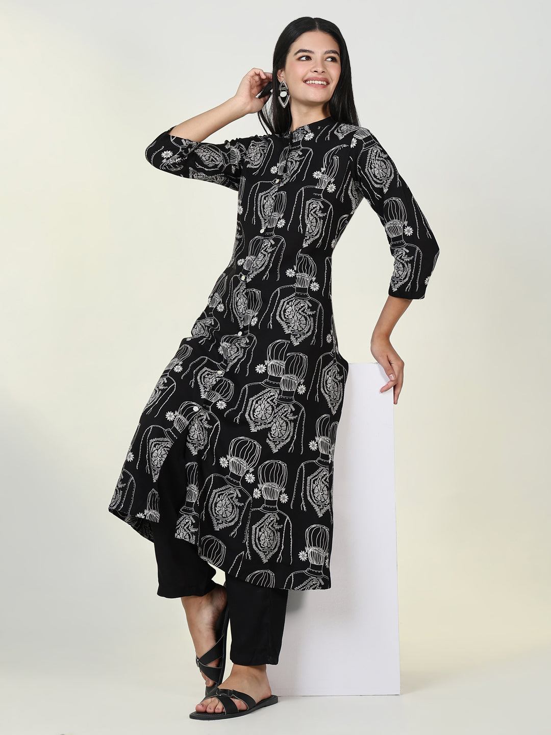 Women Abstract Black A Line Kurta Set