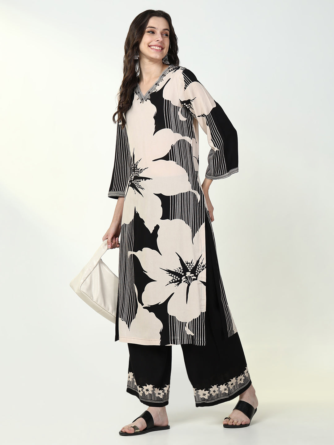 Women Floral Black Straight Kurta Set