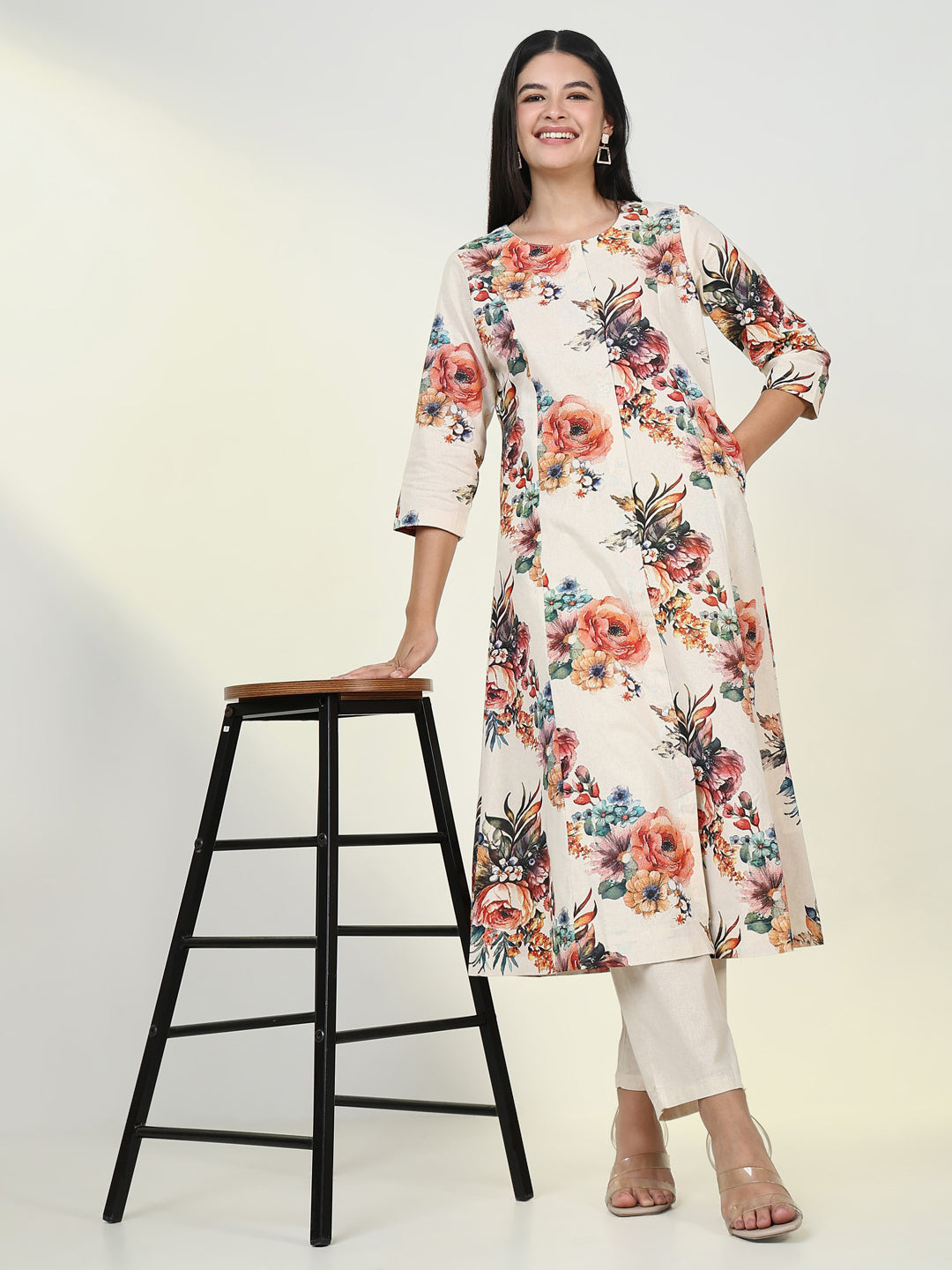 Women Floral Cream A Line Kurta Set