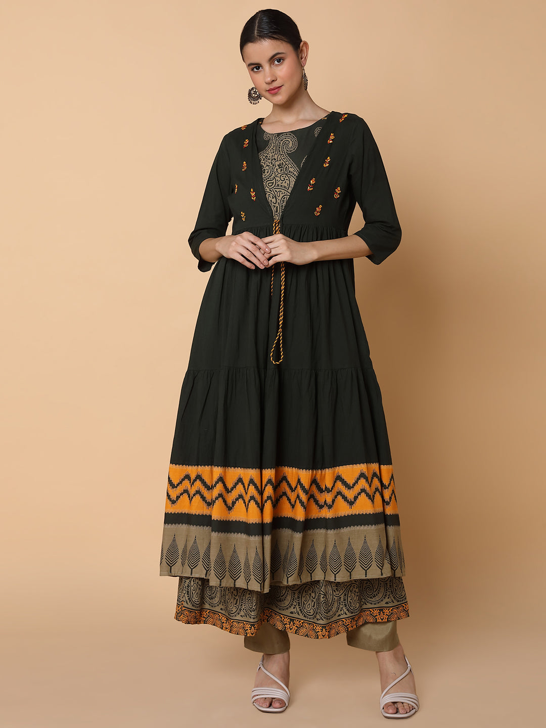 Women Ethnic Motifs Green Anarkali Kurta with Shrug