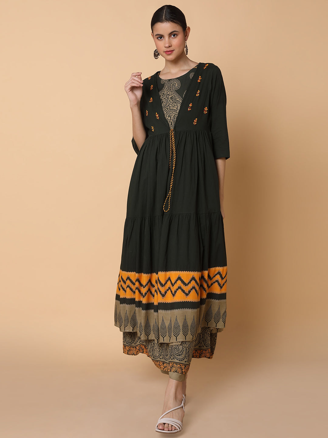 Women Ethnic Motifs Green Anarkali Kurta with Shrug