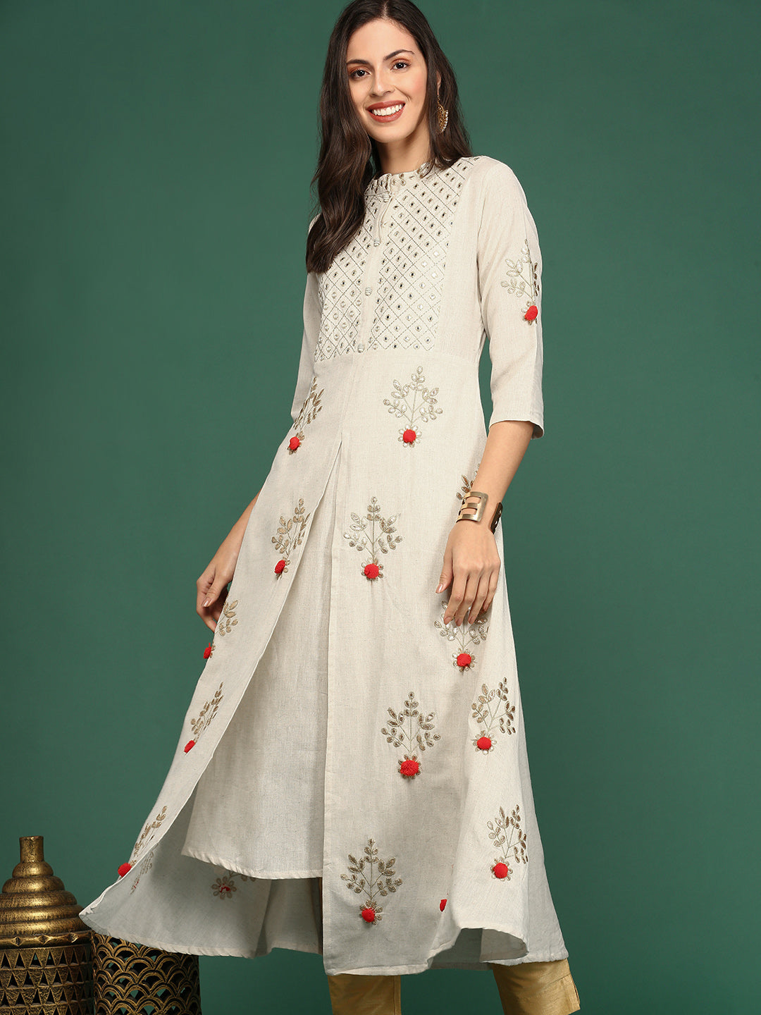 Women's White Embellished Anarkali Kurta