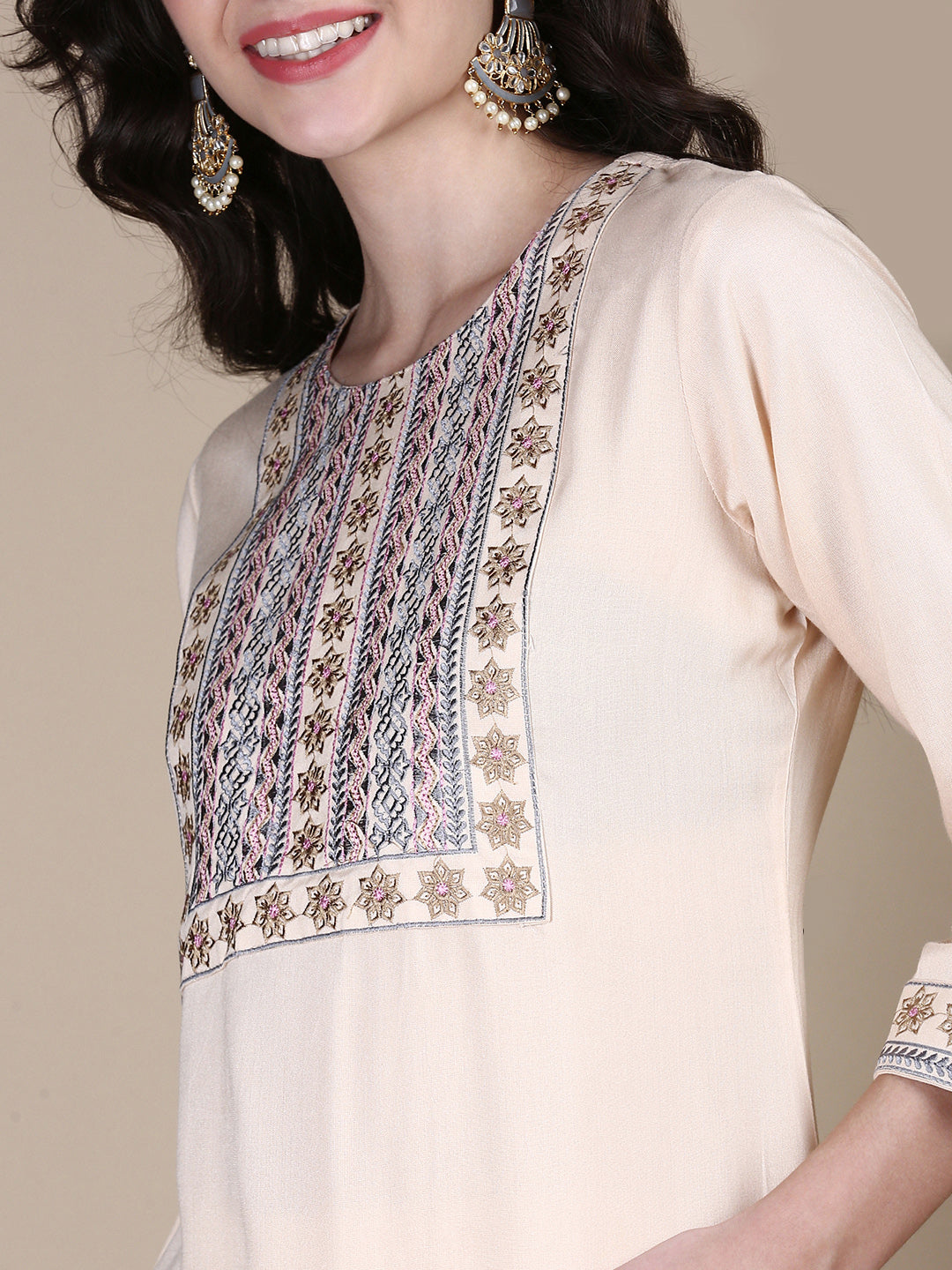 Women Solid Peach Straight Kurta Set with Dupatta