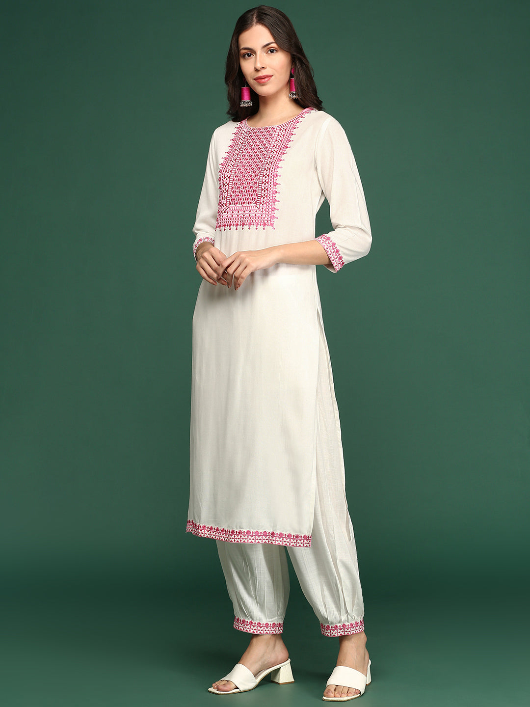 Women Solid White Straight Kurta Set with Dupatta